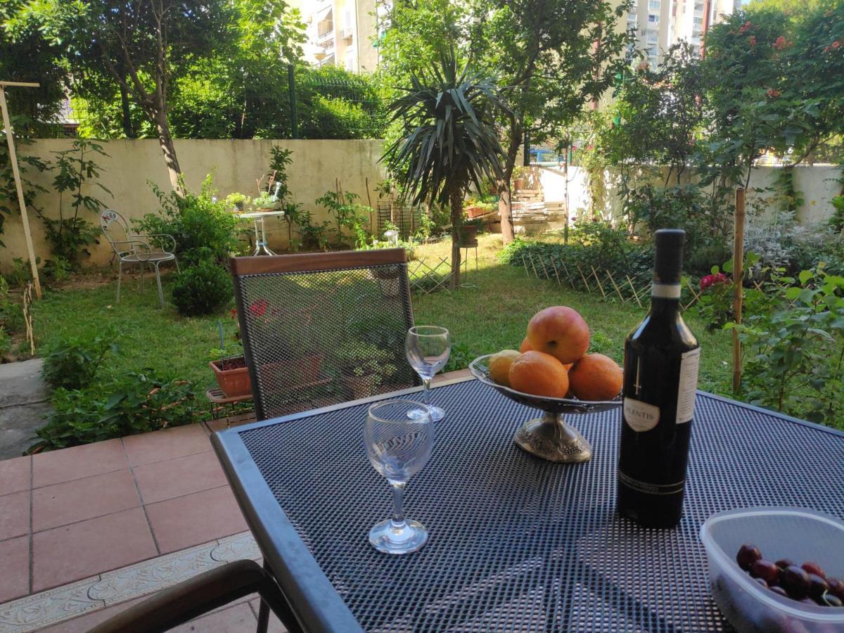 Spacious Apartment With Big Garden Near Beach Сплит Екстериор снимка