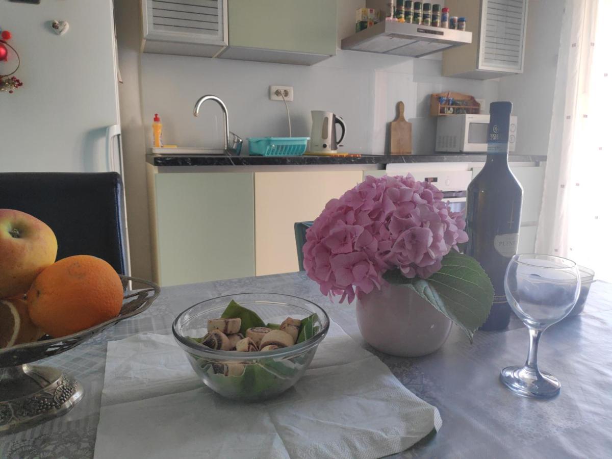 Spacious Apartment With Big Garden Near Beach Сплит Екстериор снимка