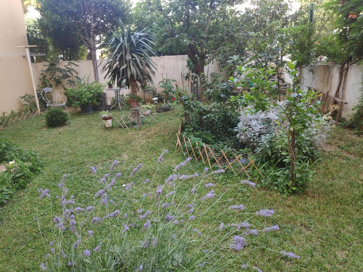 Spacious Apartment With Big Garden Near Beach Сплит Екстериор снимка