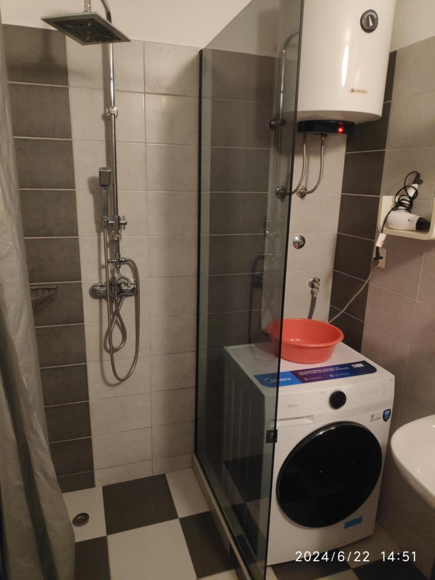 Spacious Apartment With Big Garden Near Beach Сплит Екстериор снимка